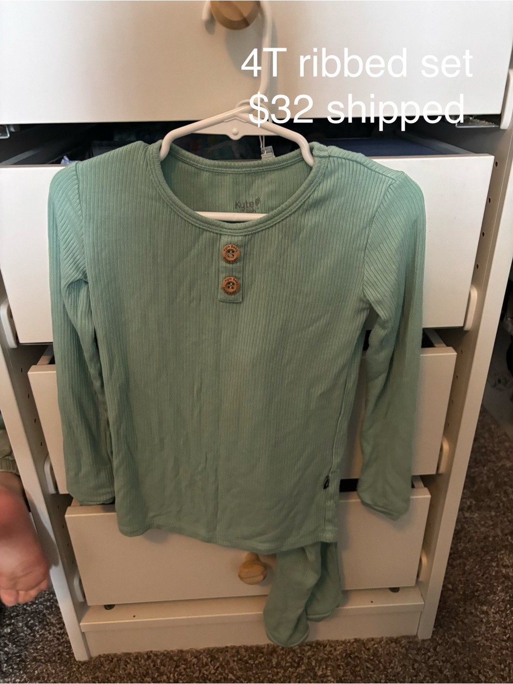 Kyte BABY Ribbed Long-Sleeve Top in Sage Green with Wood Buttons NWOT